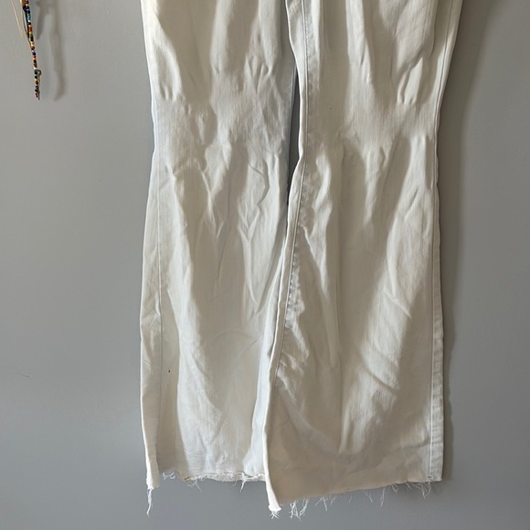 Wild Fable White wash Flare Wide Leg denim Jeans with ruched detail and side zip - Picture 2 of 8